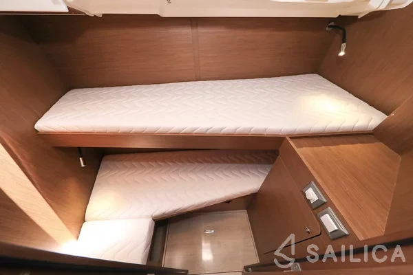 Oceanis 46.1 - Yacht Charter Sailica