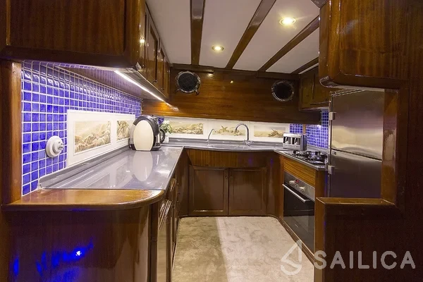 Gulet - Yacht Charter Sailica