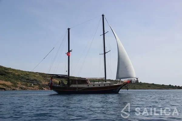 Gulet - Yacht Charter Sailica
