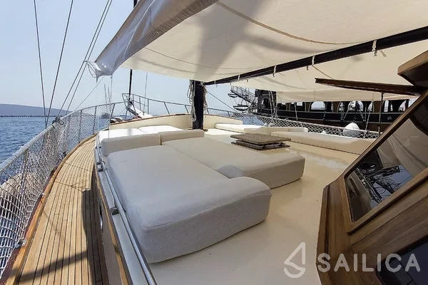 Gulet - Yacht Charter Sailica