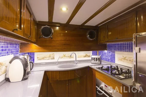 Gulet - Yacht Charter Sailica