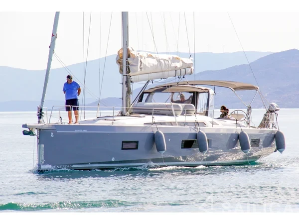 Oceanis 51.1 - Yacht Charter Sailica