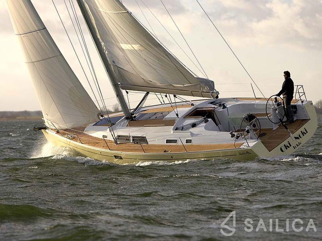 Hanse 430e - Yacht Charter Sailica