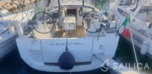 Sun Odyssey 519 - Yacht Charter Sailica