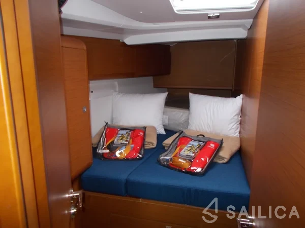 Sun Odyssey 519 - Yacht Charter Sailica