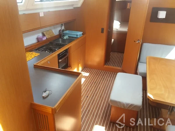 Bavaria 46 Cruiser - Yacht Charter Sailica