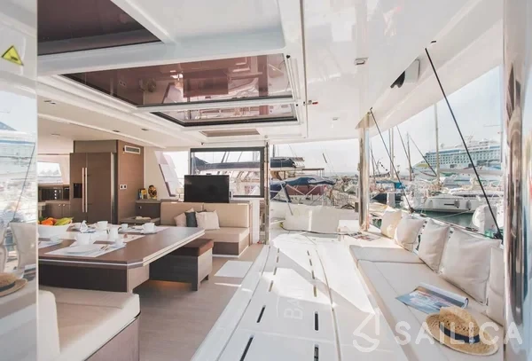 Bali 5.4. - Yacht Charter Sailica