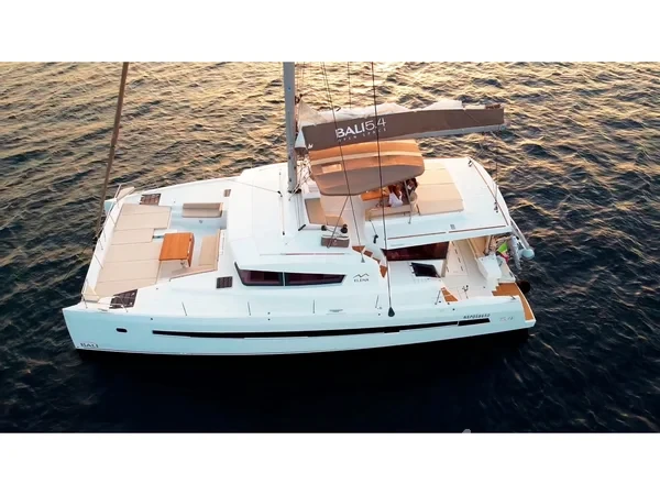 Bali 5.4. - Yacht Charter Sailica