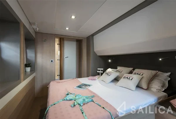 Bali 5.4. - Yacht Charter Sailica
