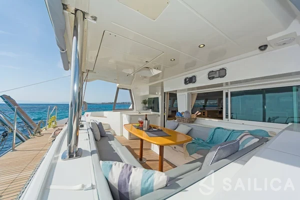 Lagoon 500 - Yacht Charter Sailica