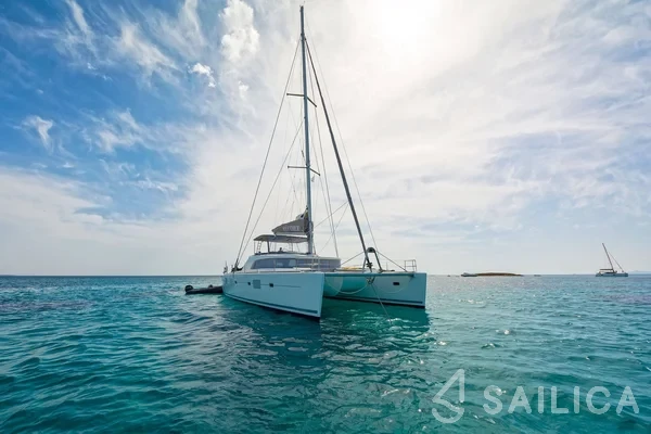 Lagoon 500 - Yacht Charter Sailica