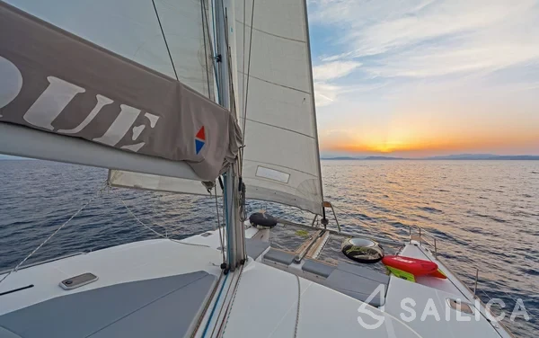 Lagoon 500 - Yacht Charter Sailica