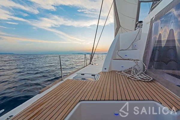 Lagoon 500 - Yacht Charter Sailica