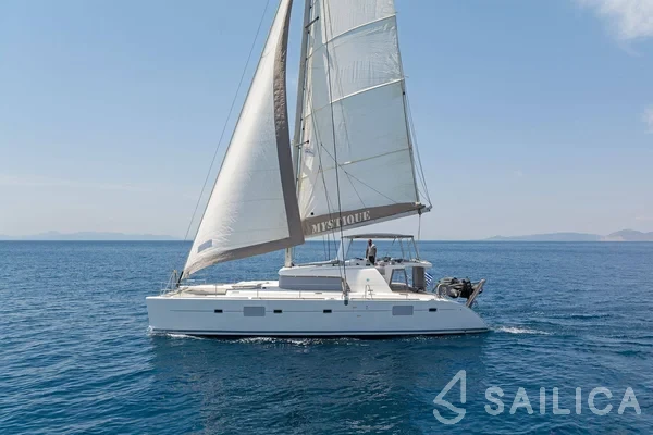 Lagoon 500 - Yacht Charter Sailica