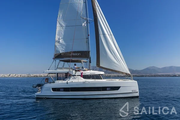 Bali Catspace - Yacht Charter Sailica