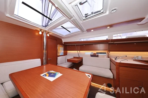 Dufour 412 GL - Yacht Charter Sailica