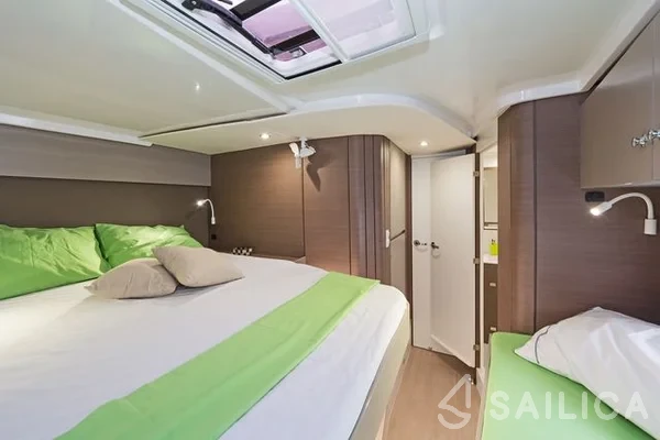 Bali Catspace - Yacht Charter Sailica
