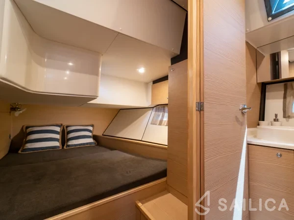 D&D Kufner 54 - Yacht Charter Sailica