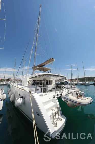 Lagoon 450 - Yacht Charter Sailica