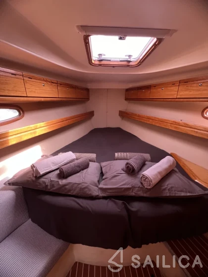 Bavaria 39 Cruiser - Yacht Charter Sailica