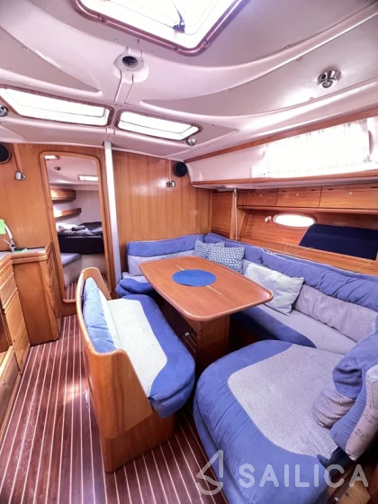 Bavaria 39 Cruiser - Yacht Charter Sailica
