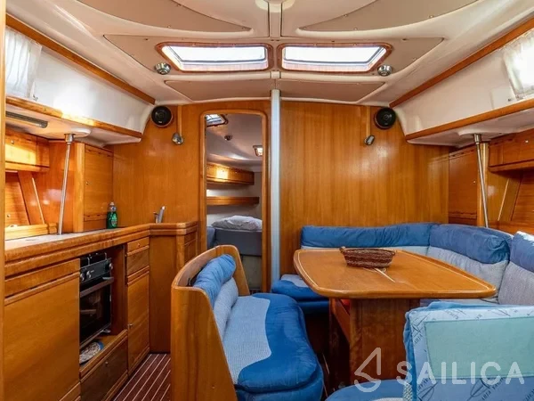 Bavaria 39 Cruiser - Yacht Charter Sailica