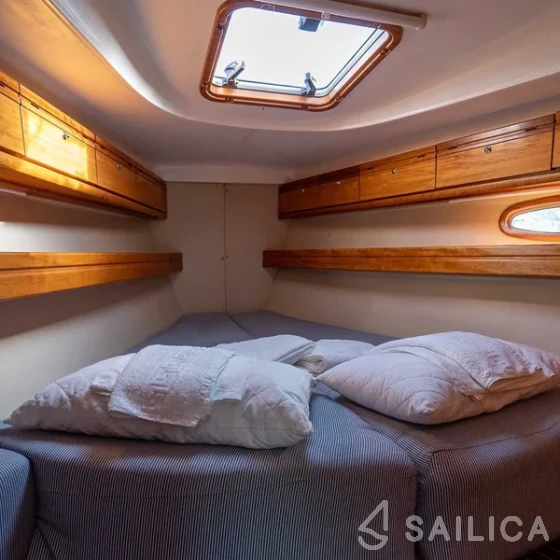 Bavaria 39 Cruiser - Yacht Charter Sailica