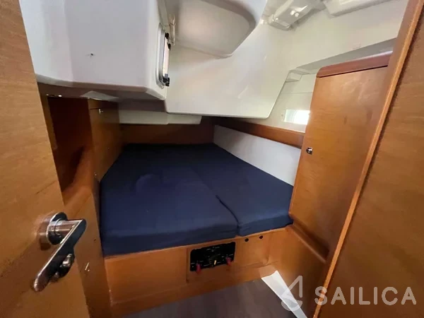Sun Odyssey 519 - Yacht Charter Sailica