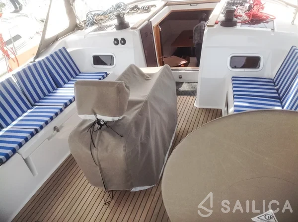 Sun Odyssey 519 - Yacht Charter Sailica