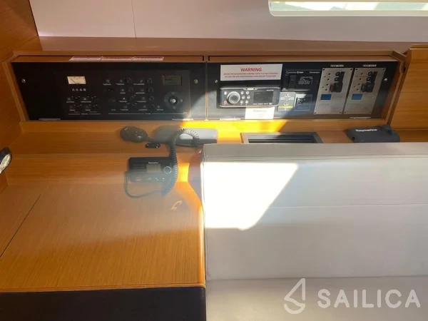 Sun Odyssey 519 - Yacht Charter Sailica