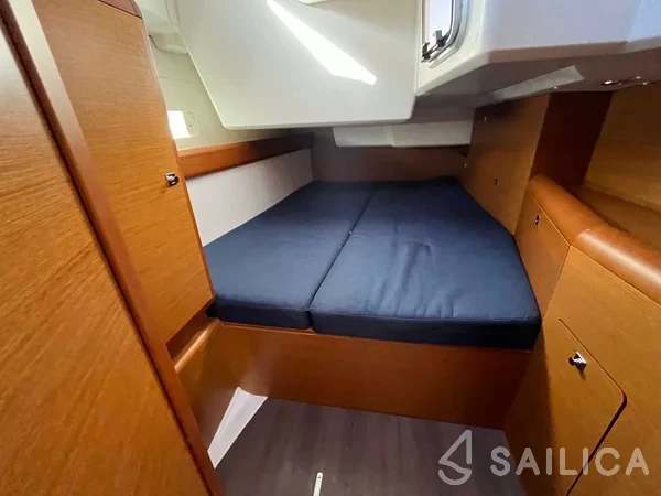 Sun Odyssey 519 - Yacht Charter Sailica