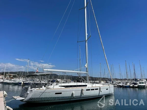 Sun Odyssey 519 - Yacht Charter Sailica