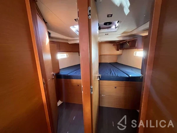 Sun Odyssey 519 - Yacht Charter Sailica
