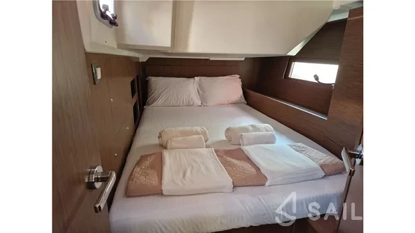 Oceanis 46.1 - Yacht Charter Sailica