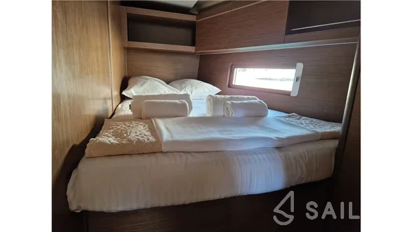 Oceanis 46.1 - Yacht Charter Sailica