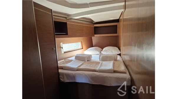 Oceanis 46.1 - Yacht Charter Sailica