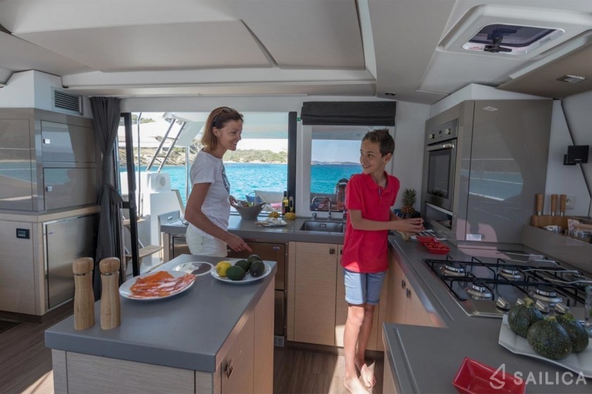 Saona 47 - Yacht Charter Sailica