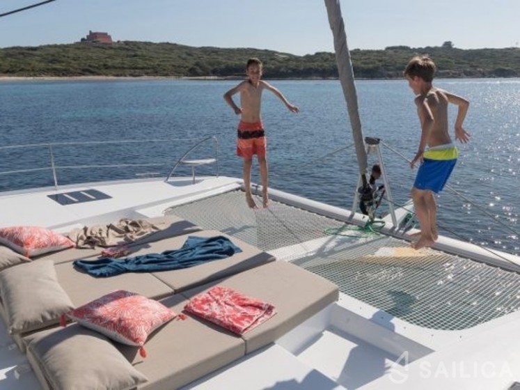 Saona 47 - Yacht Charter Sailica