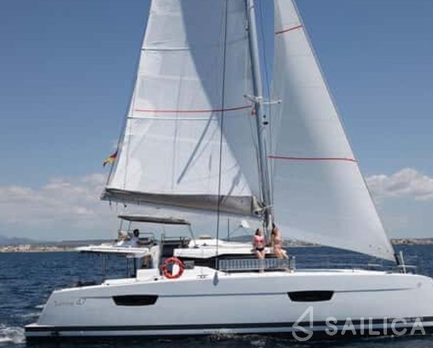 Saona 47 - Yacht Charter Sailica