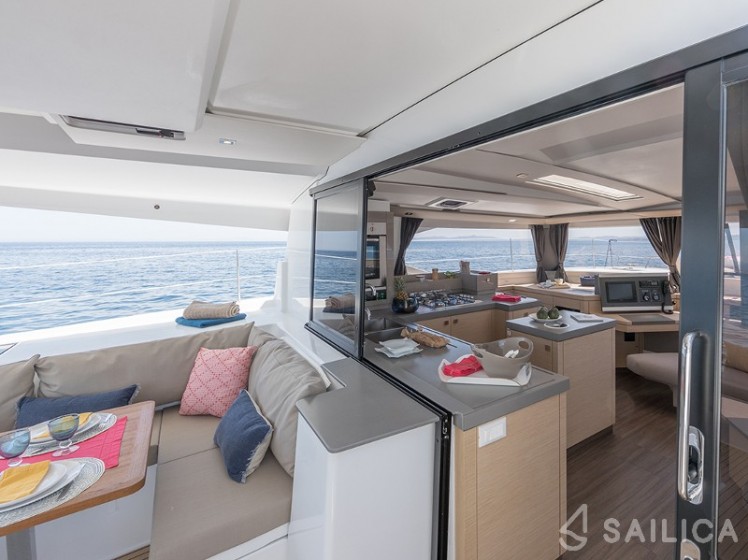 Saona 47 - Yacht Charter Sailica
