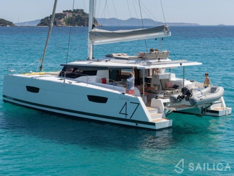 Saona 47 - Yacht Charter Sailica