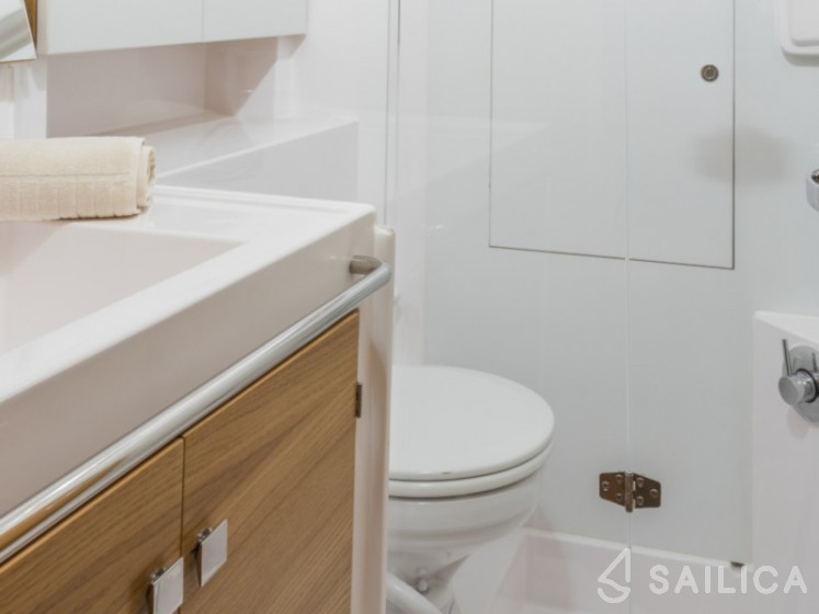 Salona 38 - Yacht Charter Sailica