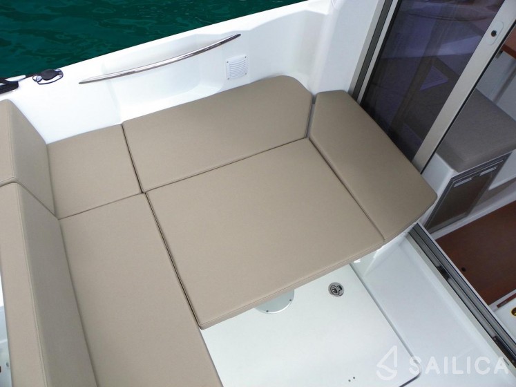 Merry Fisher 695 - Yacht Charter Sailica