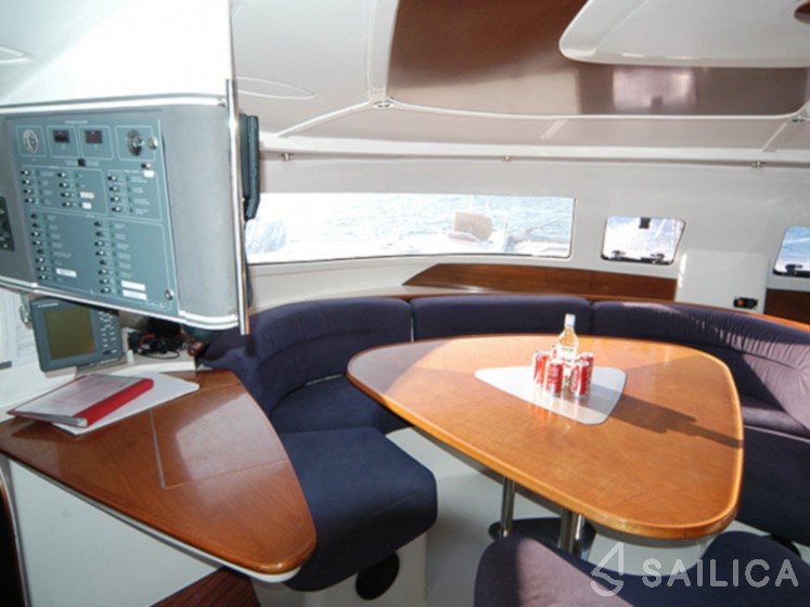 Bahia 46 - Yacht Charter Sailica