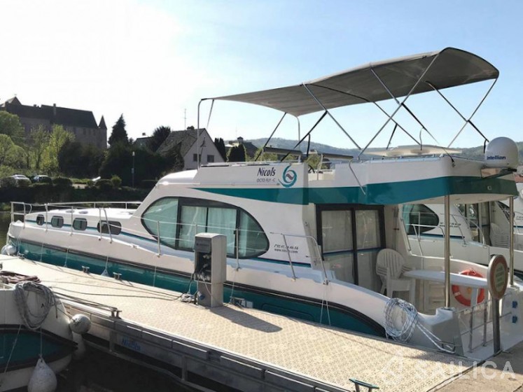 Estivale Octo Fly C - Yacht Charter Sailica