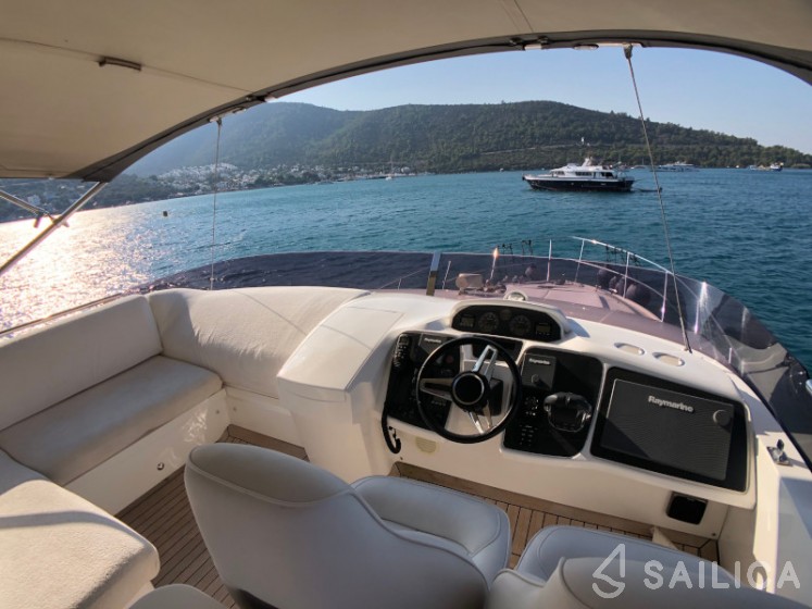 Princess 52 Fly - Yacht Charter Sailica