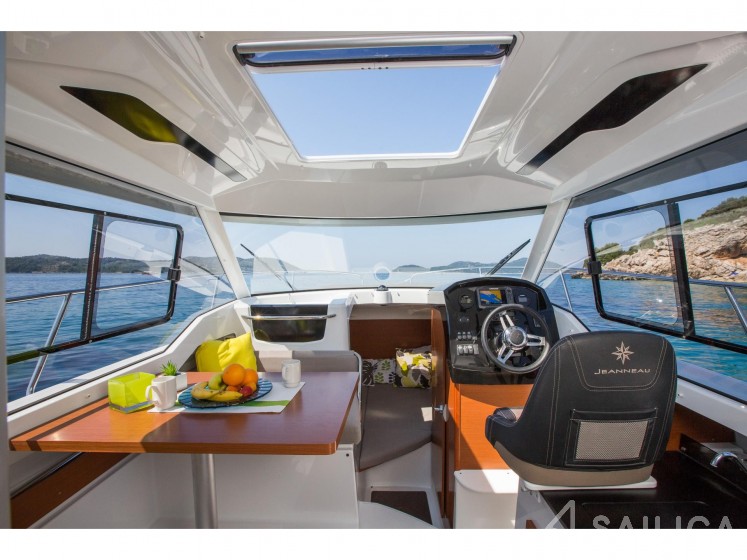 Merry Fisher 795 - Yacht Charter Sailica
