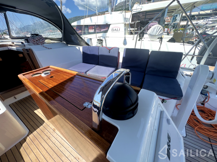 Bavaria 46 Cruiser - Yacht Charter Sailica