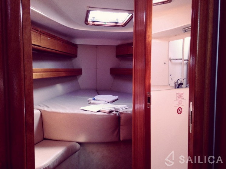 Bavaria 39 Cruiser - Yacht Charter Sailica