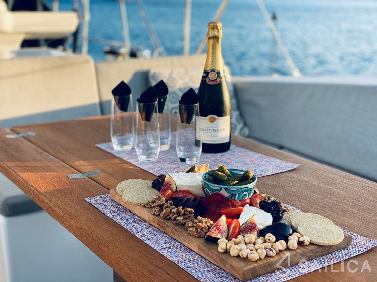 Jeanneau 64 - Yacht Charter Sailica